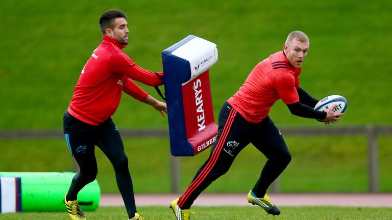 Conor Murray (left) and Keith Earls return to Munster's starting XV