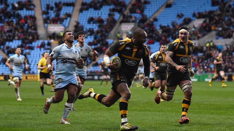 Sailosi Tagicakibau scores a late try for Wasps against Worcester