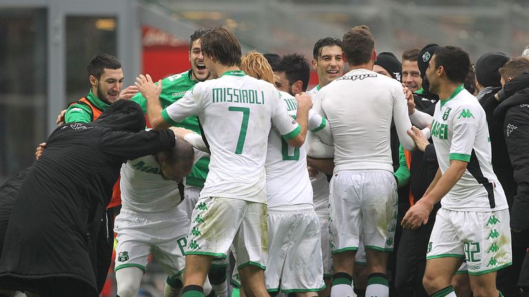 Sassuolo celebrate victory over Inter