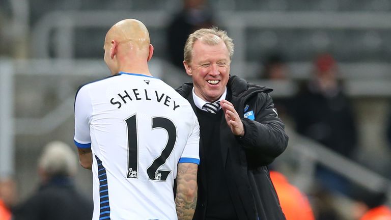 NEWCASTLE, ENGLAND - JANUARY 16:  Steve McLaren Newcastle United manager congratulates new signing Jonjo Shelvey during the Barclays Premier League match b