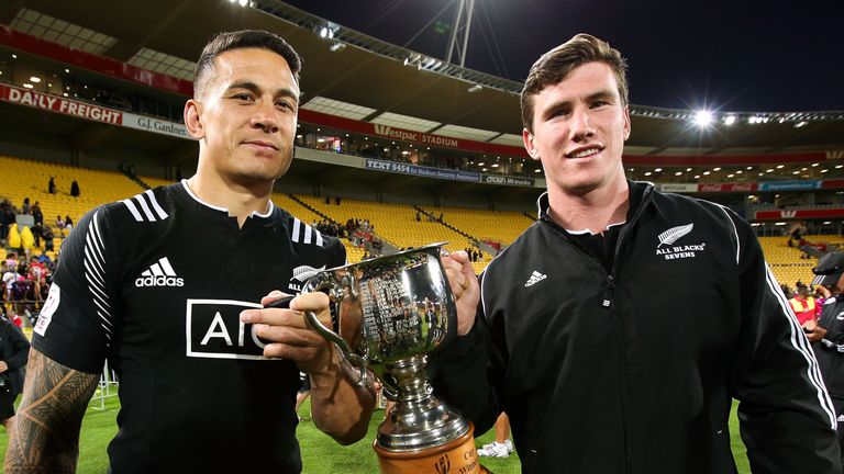 WELLINGTON, NEW ZEALAND - JANUARY 31:  Sonny Bill Williams and Sam Dickson of New Zealand celebrate after winning the 2016 Wellington Sevens cup final matc