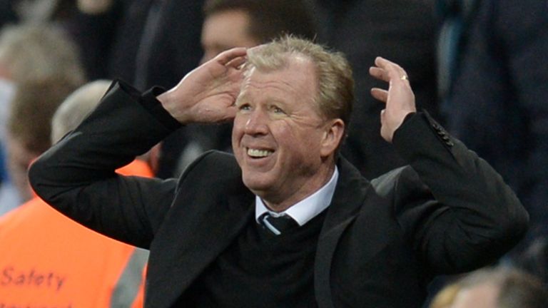 Steve McClaren reacts during the English Premier League football match between Newcastle United and Manchester United