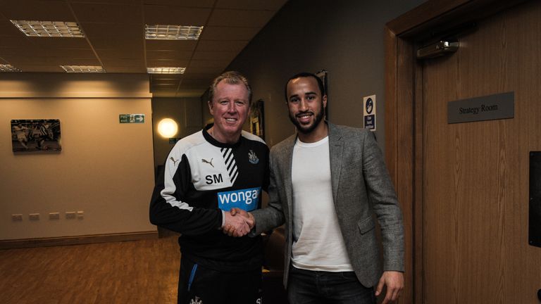 New signing Andros Townsend (R) meets Newcastle head coach Steve McClaren (R) at The Newcastle United Training Centre