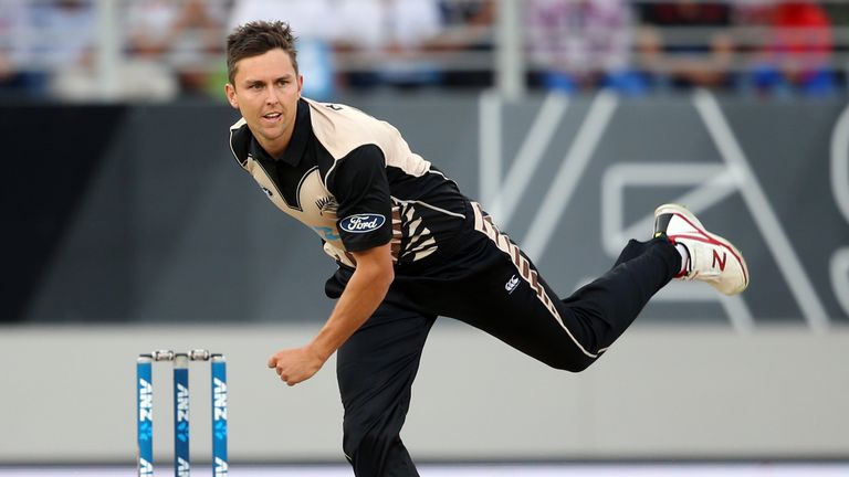 Trent Boult of New Zealand bowls