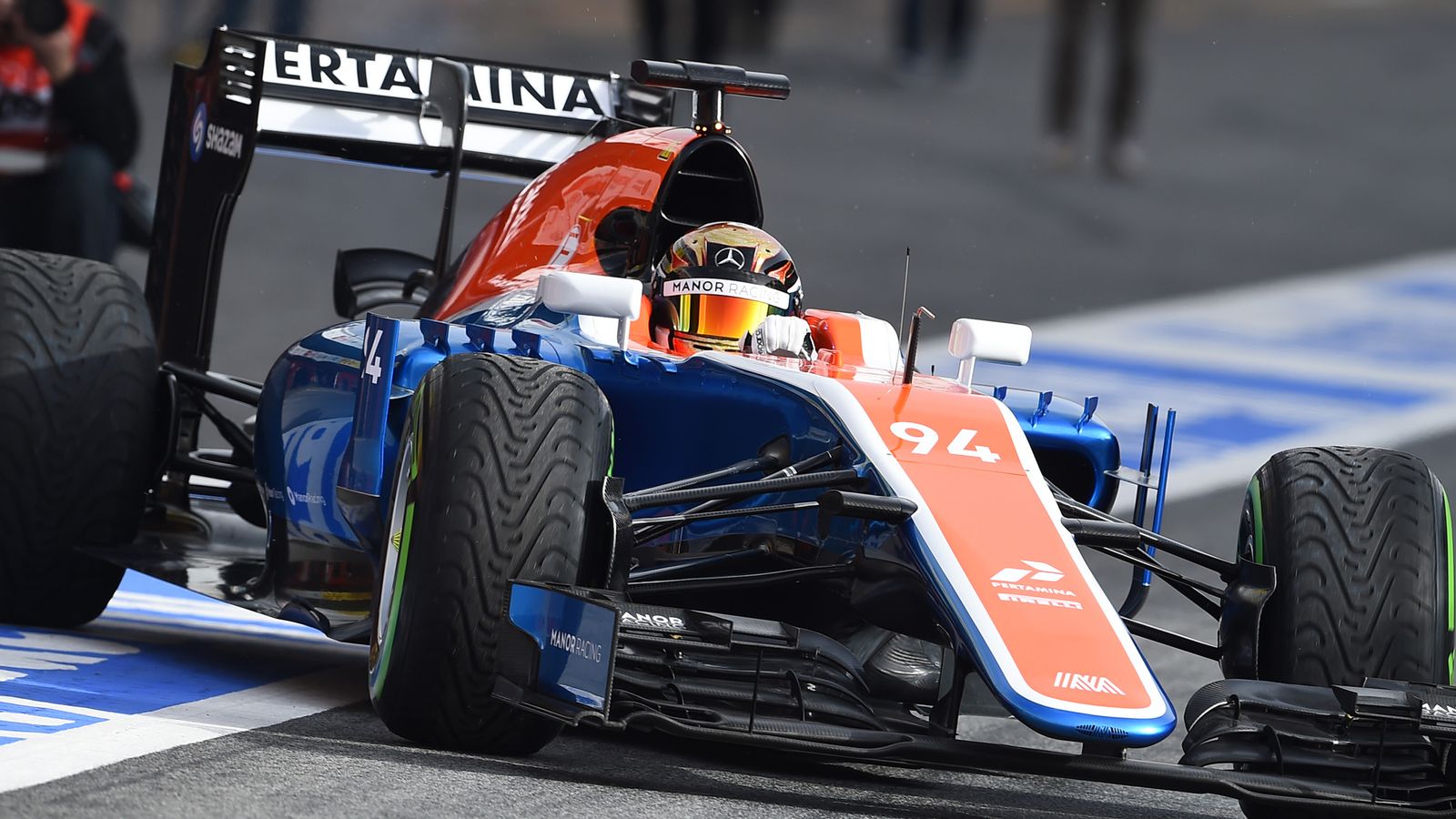 Manor launch their 2016 F1 car, the MRT05 | F1 News