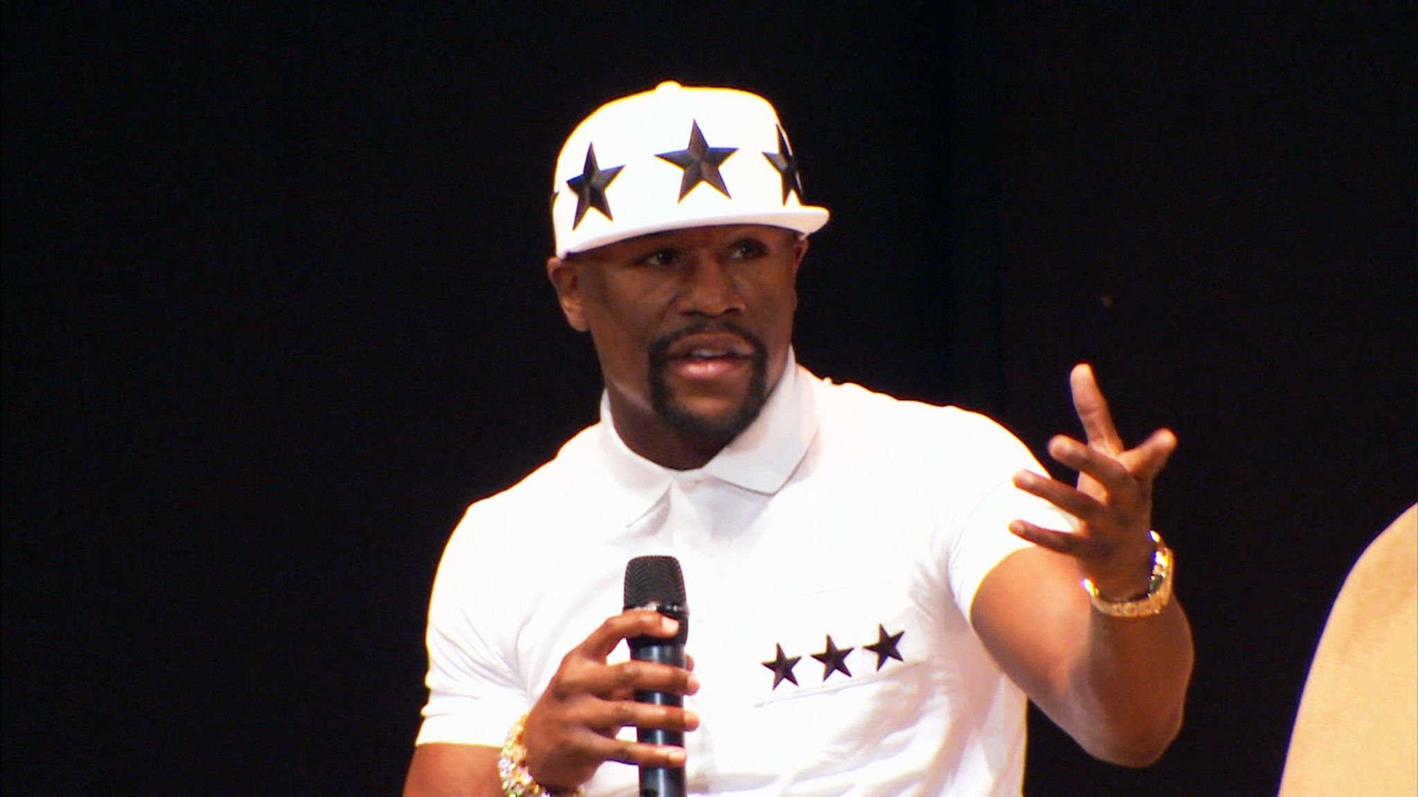 Floyd Mayweather found a new, bizarre way to spend his money