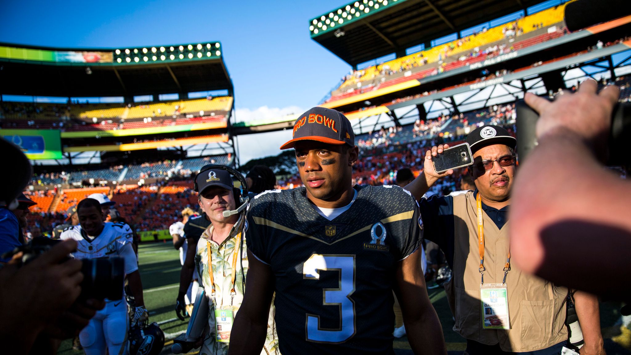 Russell Wilson shines, Team Irvin wins Pro Bowl