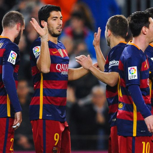 Barca hit seven past Valencia