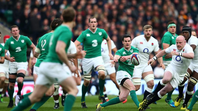 Johnny Sexton sets Ireland on the attack