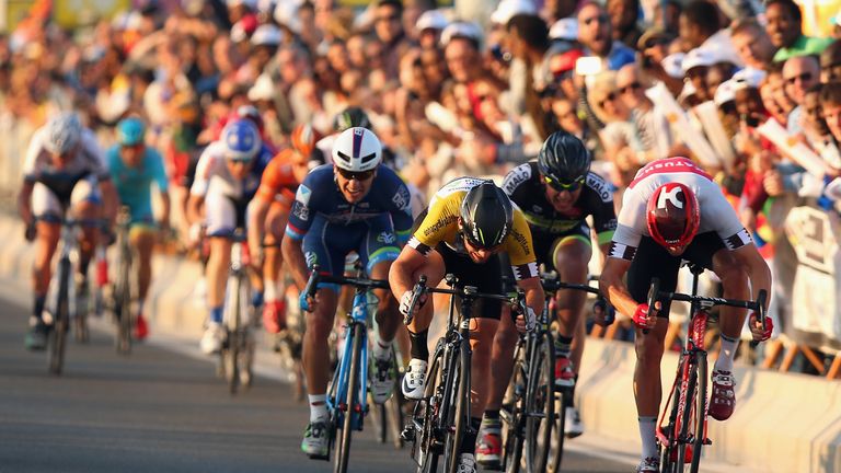 Alexander Kristoff (r) beats Mark Cavendish to the finish line on stage five of the Tour of Qatar