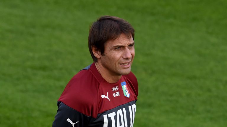 Antonio Conte, Italy training, November 2015