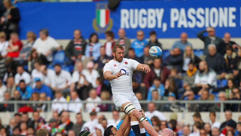 Chris Robshaw of England wins a lineout ball during the RBS Six Nations match between Italy and England at Stadio Olimpico