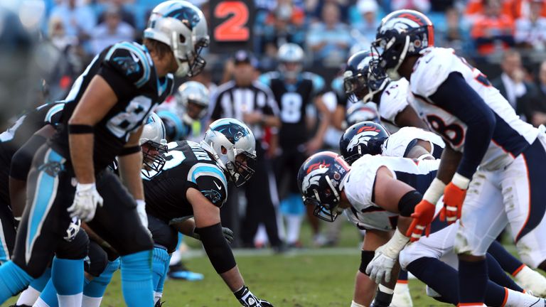 A general view of the Denver Broncos versus the Carolina Panthers during their game at Bank of America Stadium on November 11