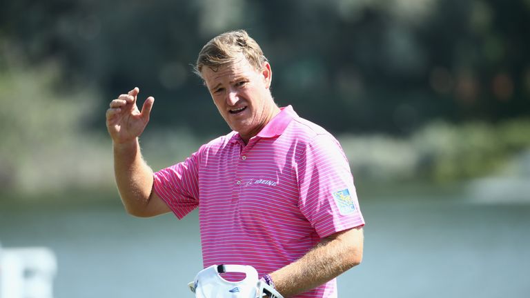 Ernie Els posted a bogey-free 67 during the second round in Dubai