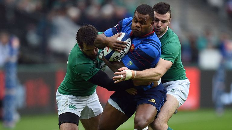 France's Virimi Vakatawa (centre) is tackled by Ireland's Jared Payne (left) and Robbie Henshaw