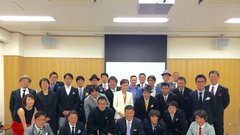 Gary White and the rest of the Japan FA Pro Licence candidates, instructors and staff