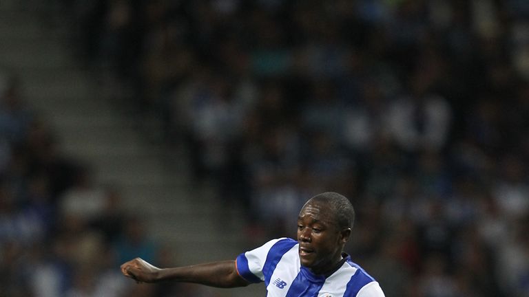  Porto's midfielder Giannelli Imbula