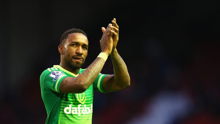 Jermain Defoe applauds fans, Liverpool v Sunderland, Premier League