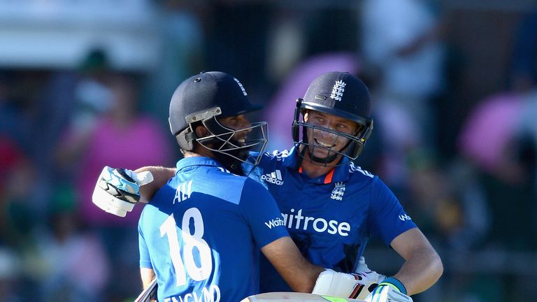 Jos Buttler and Moeen Ali of England celebrate winning the 2nd Momentum ODI between South Africa and England in Port Elizabeth