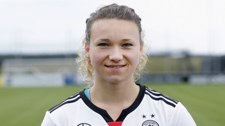 Josephine Henning of Arsenal Ladies