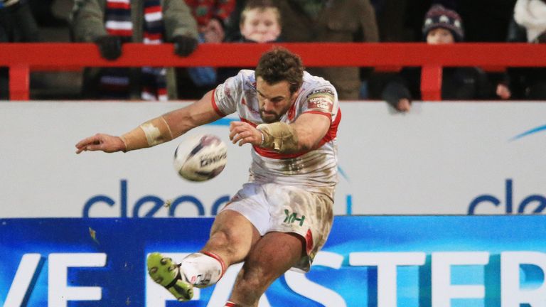 Hull KR's Josh Mantellato coverts his own try with the last kick of the game