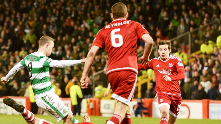 Leigh Griffiths scores in stoppage-time for Celtic at Aberdeen