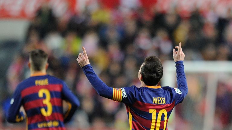 Lionel Messi first goal celeb, 300th La Liga goal, Sporting Gijon v Barcelona, Primera Division