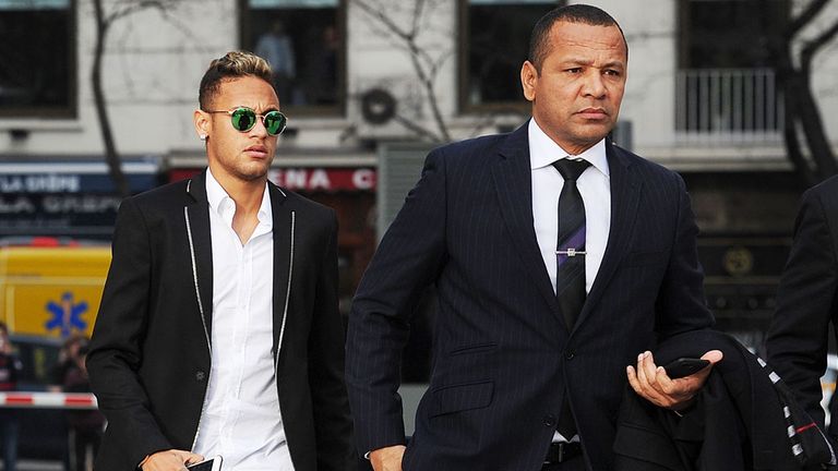 Neymar arrives at court with his father Neymar da Silva Santos