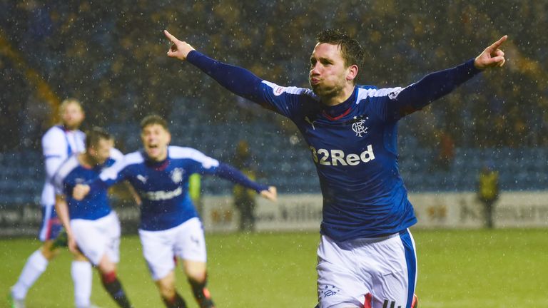 Rangers' Nicky Clark makes it 2-1