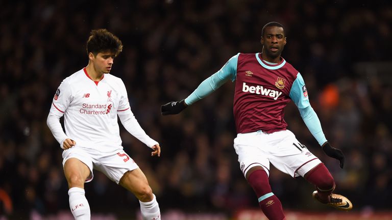 Pedro Obiang is watched by Joao Teixeira
