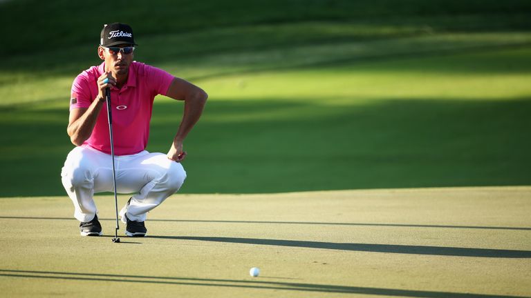 DUBAI, UNITED ARAB EMIRATES - FEBRUARY 05:  Rafa Cabrera-Bello of Spain lines up a putt on the 17th green during the second round of the Omega Dubai Desert