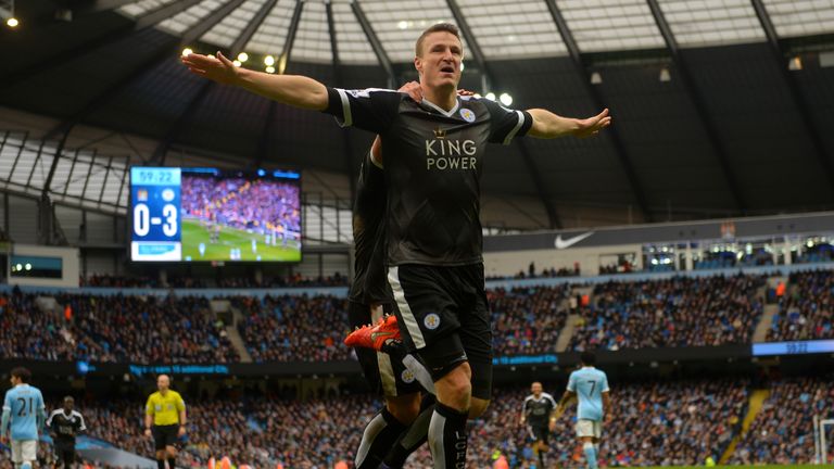  Robert Huth of Leicester City celebrates