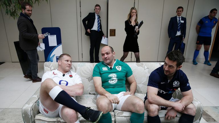 England's Dylan Hartley (L), Ireland Rory Best (C) and Scotland's Greg Laidlaw (R) relax during the 2016 Six Nations launch