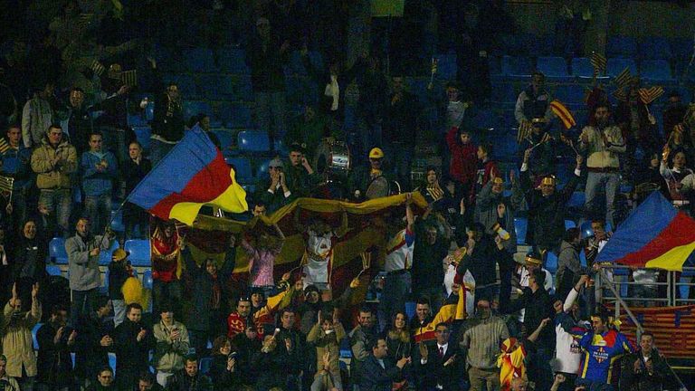 Catalans Dragons celebrate after their victory over Wigan on the opening day of the 2006 Super League season
