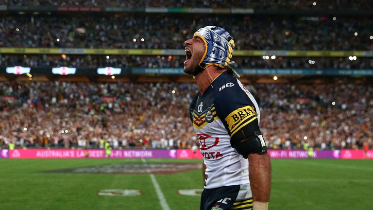 North Queensland Cowboys half-back Johnathan Thurston reacts after missing a kick to win the 2015 Grand Final against Brisbane