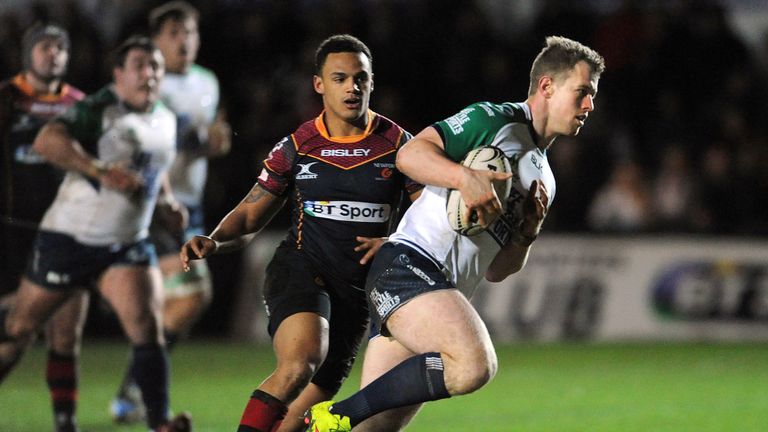 Matt Healy crosses for the opening try