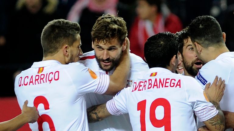 Fernando Llorente celebrates his second goal