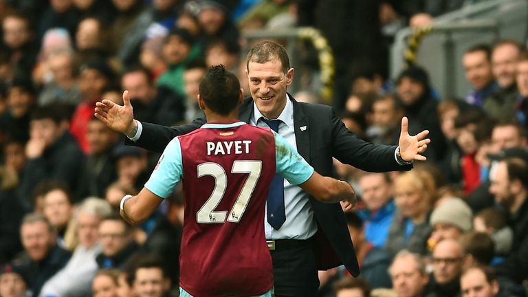  Dimitri Payetof West Ham United celebrates with manager Slaven Bilic at Blackburn