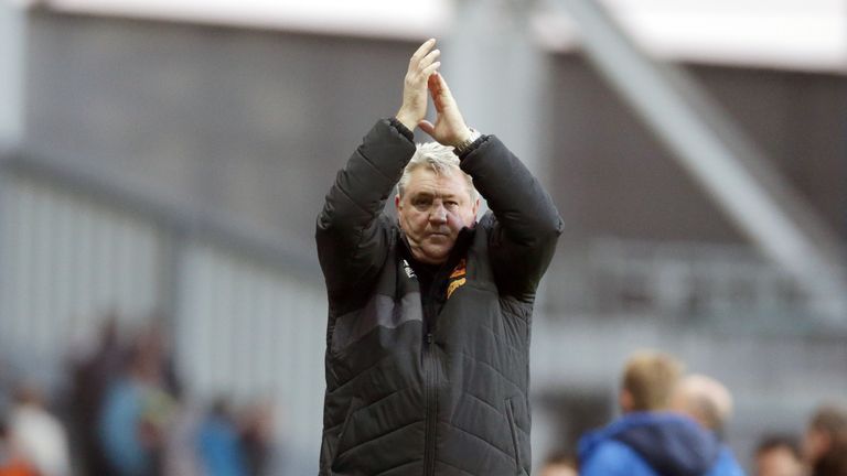 Hull City's manager Steve Bruce celebrates his side's victory at the end of the Sky Bet Championship match at Ewood Park, Blackburn. 