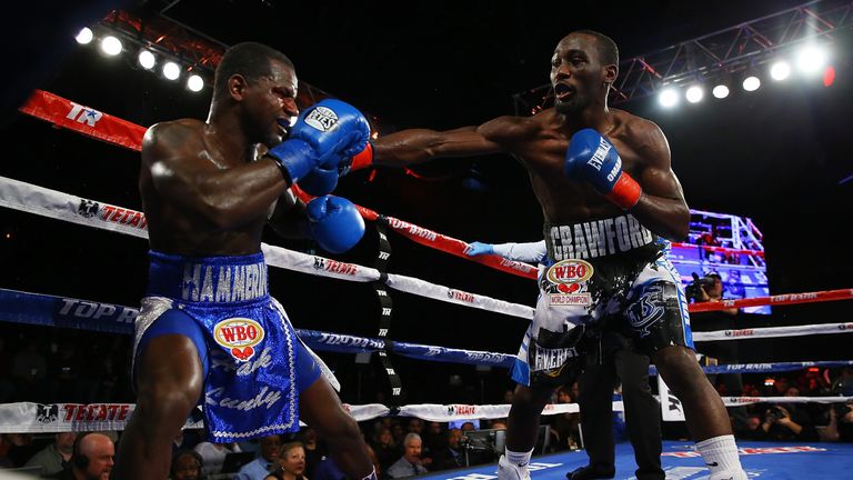 Crawford (R) broke Henry Lundy down over five rounds on Saturday