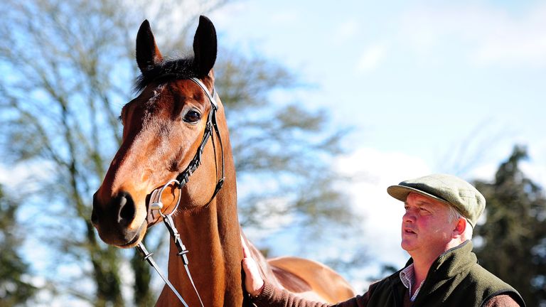Colin Tizzard poses with Thistlecrack at Spurles Farm