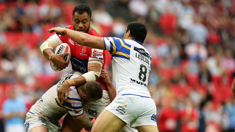 Tony Puletua carries the ball for Hull KR in the 2015 Challenge Cup Final against Leeds Rhinos at Wembley Stadium.