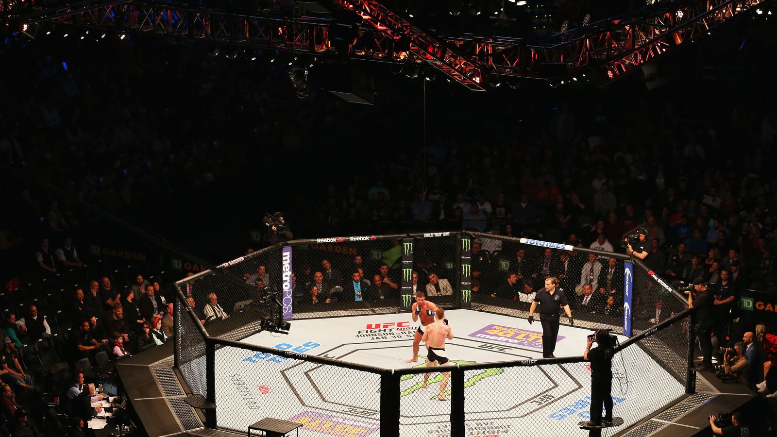 UFC gets green light from New York after state lifts 19year ban on MMA