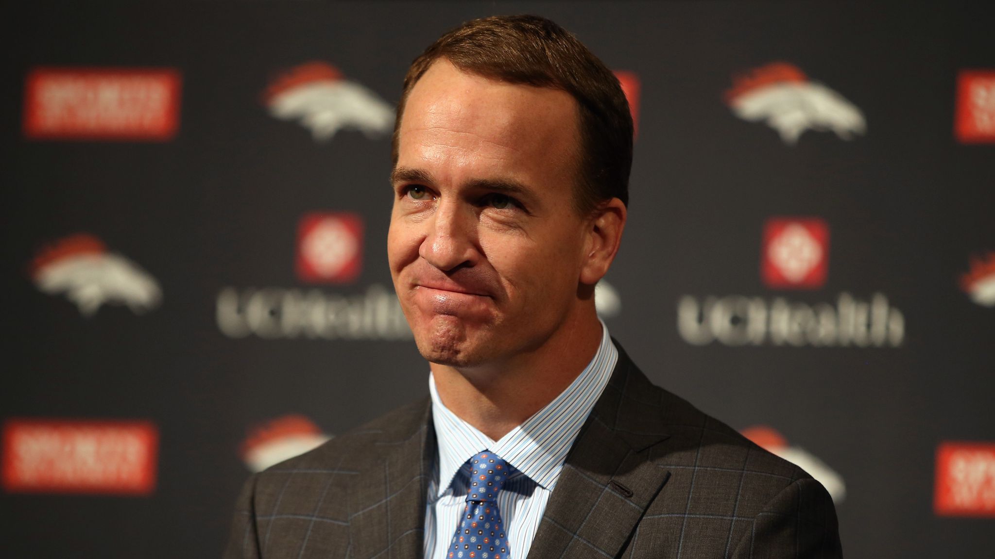 Peyton Manning's teammates reflect on his career