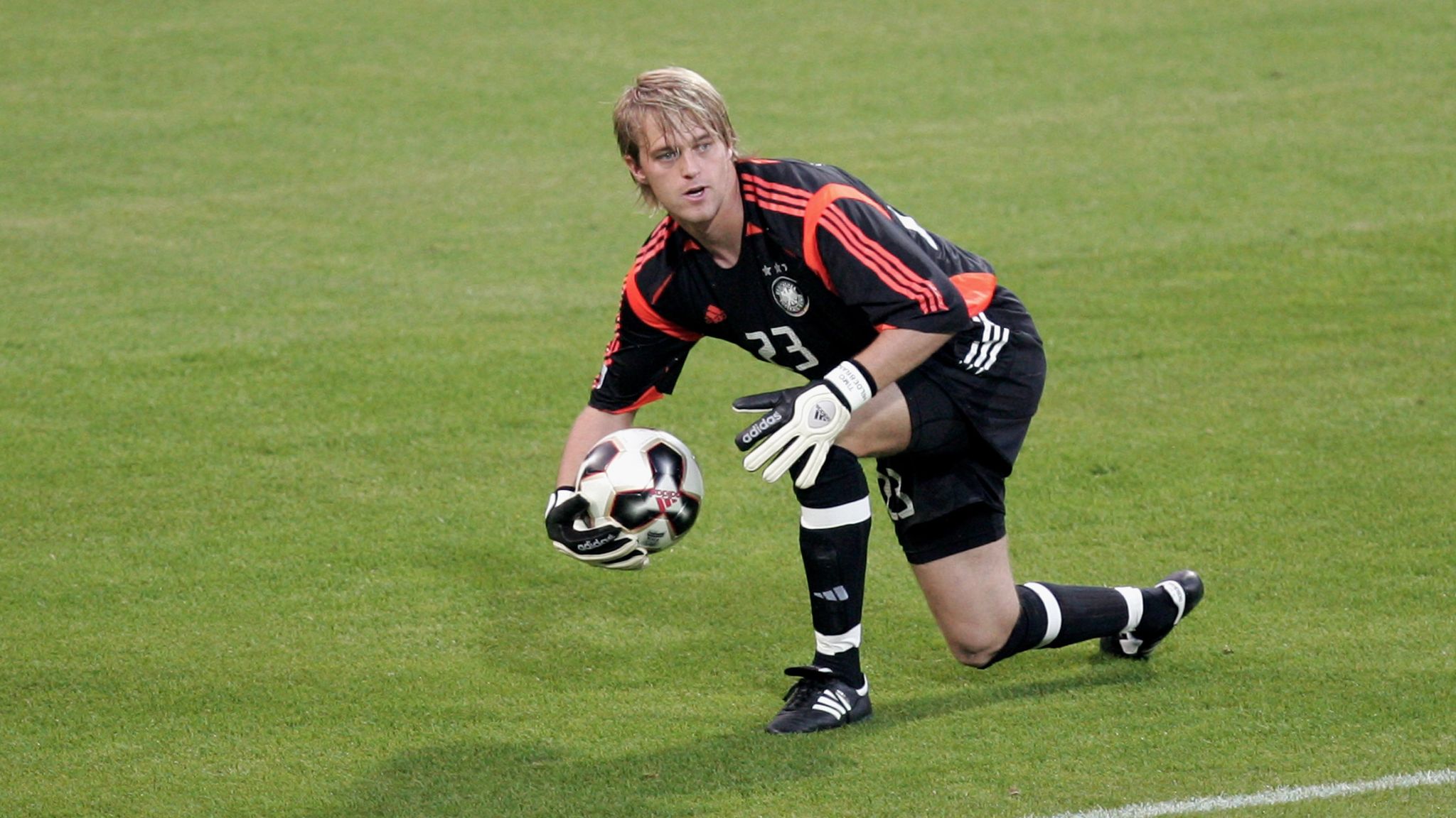 Former Germany goalkeeper Timo Hildebrand announces retirement