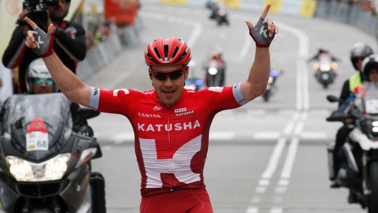 Aleksei Tsatevich wins Stage 7 of the 2016 Volta a Catalunya