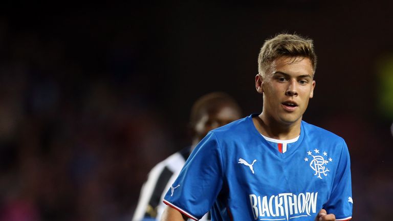 GLASGOW, SCOTLAND - AUGUST 06:  Andy Murdoch of Rangers controls the ball during the Pre Season Friendly match between Rangers and Newcastle United at Ibro