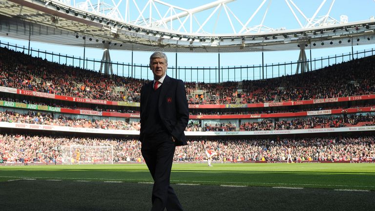 LONDON, ENGLAND - MARCH 13:  Arsene Wenger the Arsenal Manager before the match between Arsenal and Watford in the FA Cup 6th round