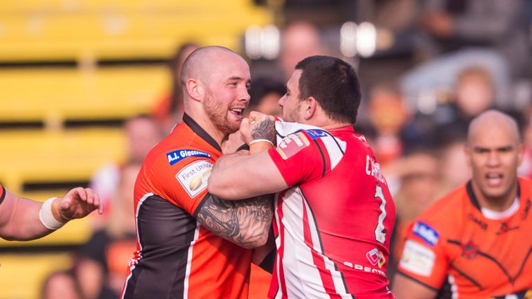 Castleford's Nathan Massey & Salford's Justin Carney square up which saw Carney yellow carded.