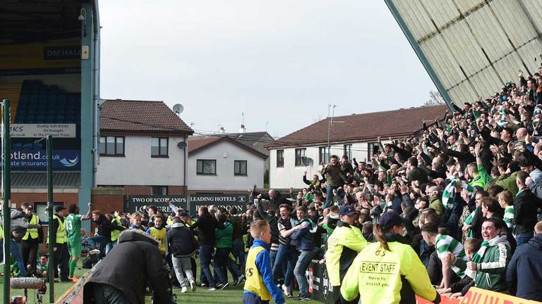 Celtic fans celebrate Tom Rogic rocket at Kilmarnock